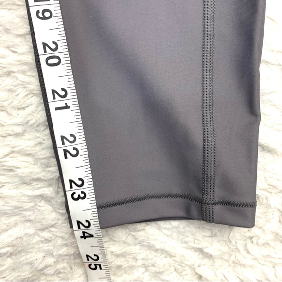 Sweaty Betty High Shine High-Waist 7/8 Length Leggings in Gray, L - Picture 7 of 10